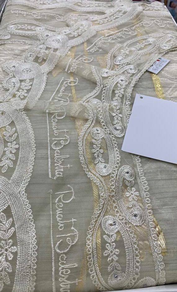 Lace detailed Bedspread 